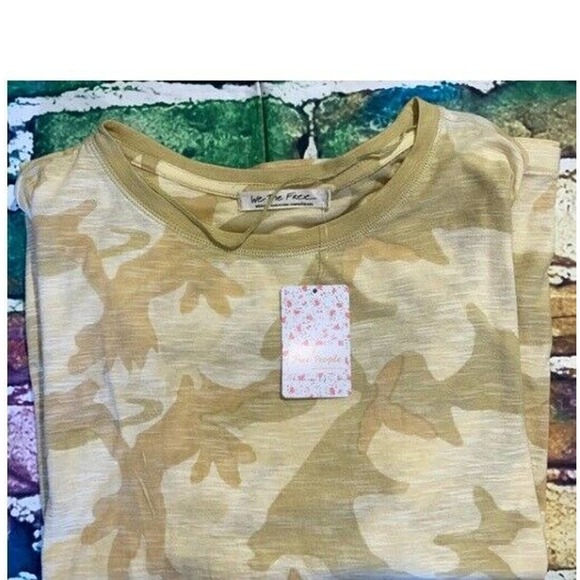 Free People Womens Shirt Short Sleeve Camo-Print Cropped Tee Top Green M,$78 NWT - Picture 4 of 4